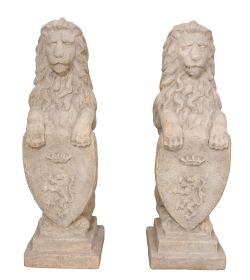 Regal Heraldic Lion Statues - KC Collection